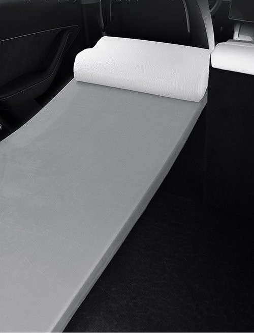 Tesla Model Y camping mattress split design to avoid mattress displacement