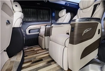 Mercedes-Benz V250 med luksuriøse VIP-seter