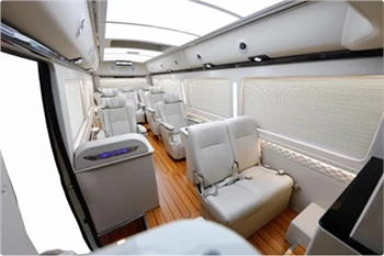2023 Toyota Coaster har en innebygd KTV pluss det samme luftsetet som Alphard!